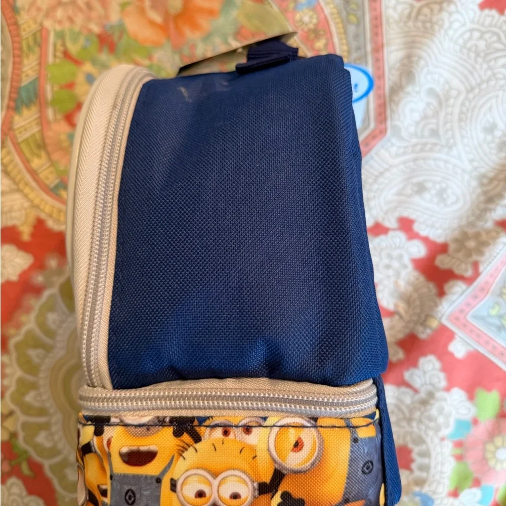 Minions Yellow Kids Lunch Bag Great for camp or school NWT